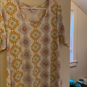 Lularoe Morgan top